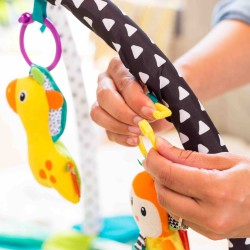 Infantino Tag Along Travel Pals